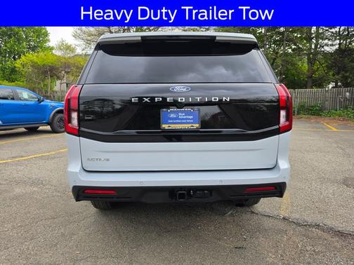 SPACE SILVER METALLIC 2025 Ford Expedition ACTIVE