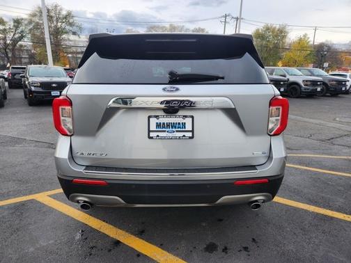 ICONIC SILVER METALLIC 2020 Ford Explorer LIMITED