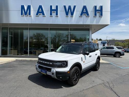 OXFORD WHITE 2025 Ford Bronco Sport BADLANDS