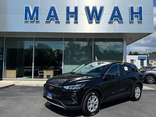 AGATE BLACK METALLIC 2023 Ford Escape ACTIVE