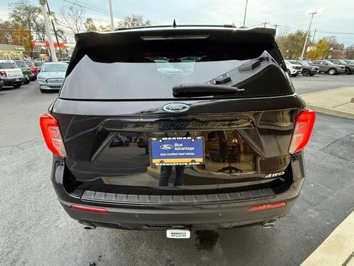 2023 Ford Explorer ST-LINE