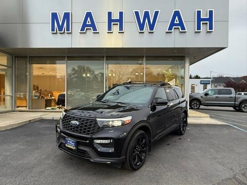 2023 Ford Explorer ST-LINE