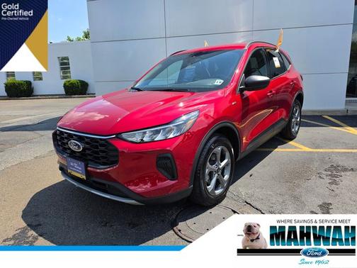 RAPID RED MET TINTED CC 2025 Ford Escape ST-LINE