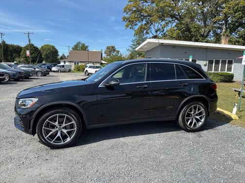 2021 Mercedes-Benz GLC 300 4MATIC