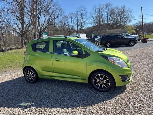 Green 2014 Chevrolet Spark 2LT