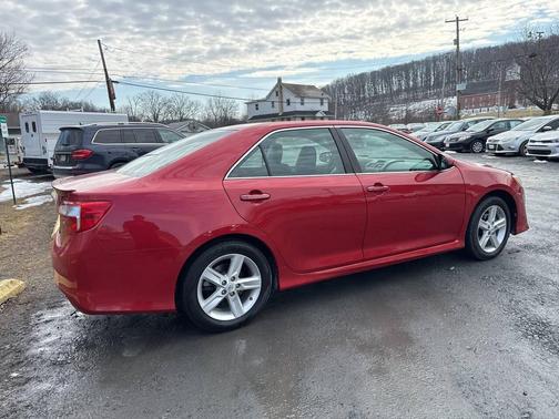 2012 Toyota Camry SE Limited Edition