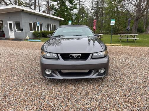 Gray 2004 Ford Mustang GT