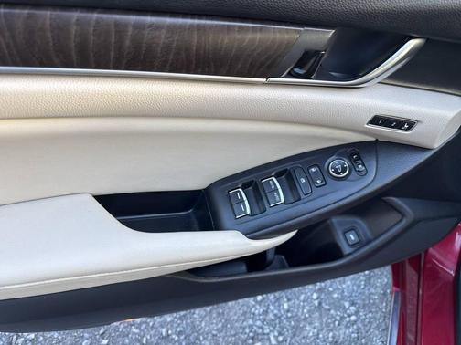 2018 Honda Accord Touring