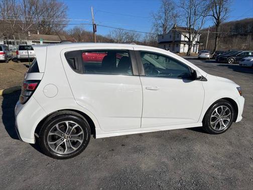 2017 Chevrolet Sonic LT