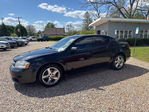 Black Clearcoat 2013 Dodge Avenger SXT