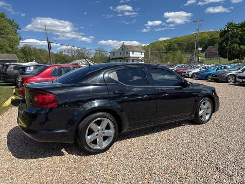 Black Clearcoat 2013 Dodge Avenger SXT