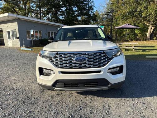 2020 Ford Explorer Platinum AWD 4dr SUV