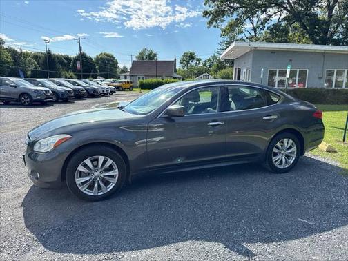 2011 INFINITI M37x Base