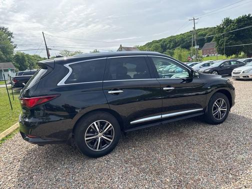 Black 2019 INFINITI QX60 Luxe