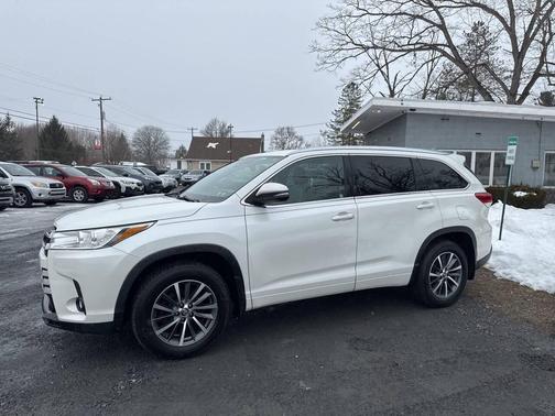 2017 Toyota Highlander XLE