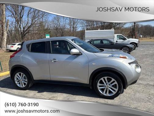 2011 Nissan Juke SL 4dr Crossover CVT