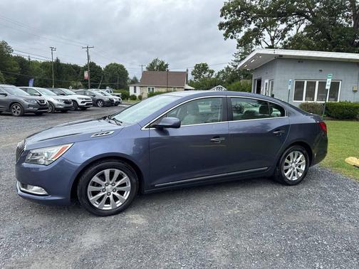 2014 Buick LaCrosse Base 4dr Sedan
