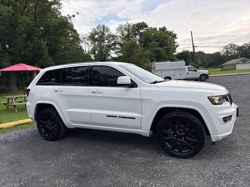 2021 Jeep Grand Cherokee Laredo