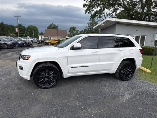 2021 Jeep Grand Cherokee Laredo