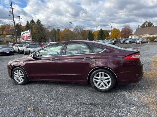 2013 Ford Fusion SE