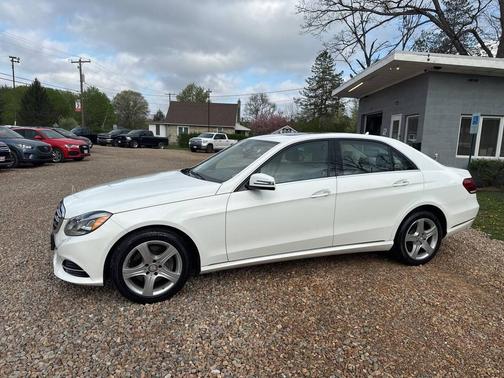 White 2015 Mercedes-Benz E-Class 4MATIC