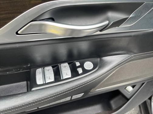 2016 BMW 750 i xDrive