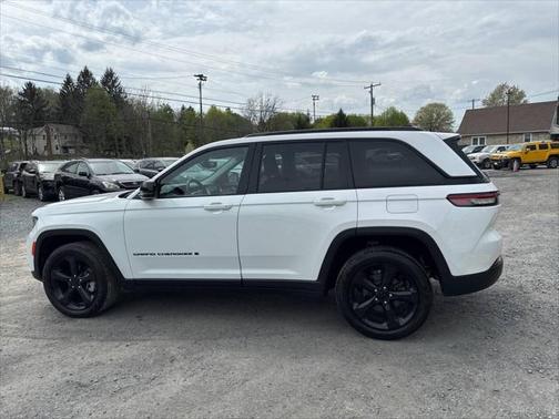 2023 Jeep Grand Cherokee Limited X