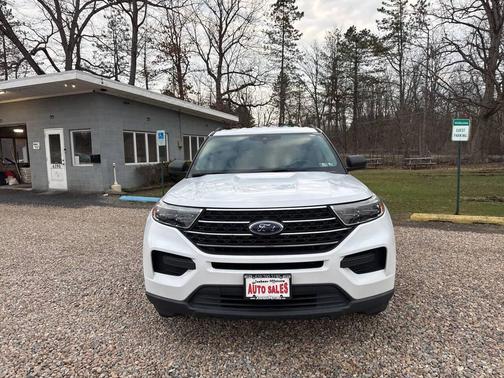Oxford White 2021 Ford Explorer XLT