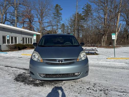 2007 Toyota Sienna LE