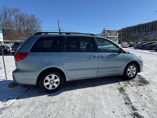2007 Toyota Sienna LE