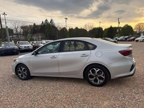Gravity Gray 2021 Kia Forte LXS