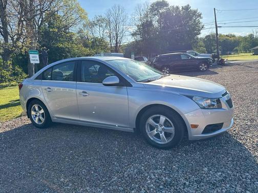 Silver Ice Metallic 2013 Chevrolet Cruze 1LT