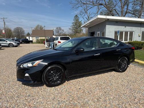 Super Black 2020 Nissan Altima S Intelligent AWD