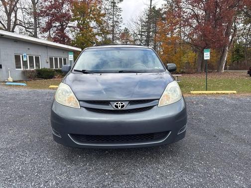 2006 Toyota Sienna LE