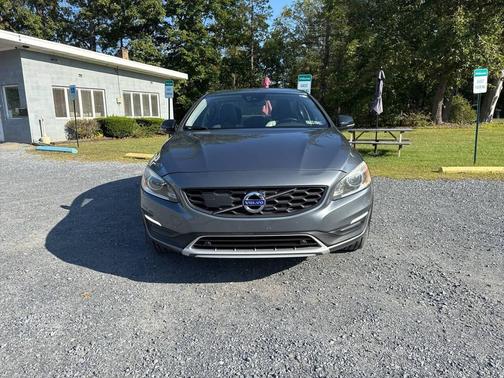 2017 Volvo S60 Cross Country T5