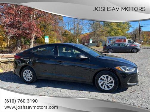 2018 Hyundai ELANTRA SE