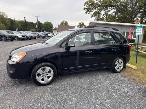 2010 Kia Rondo LX 4dr Wagon