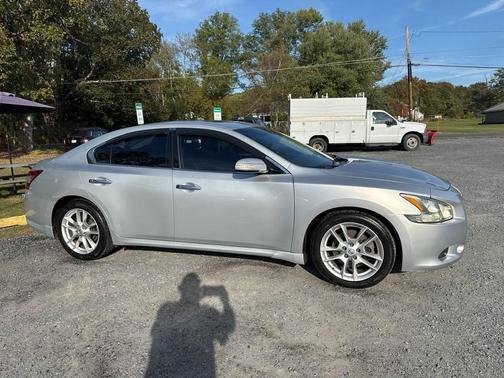2010 Nissan Maxima SV