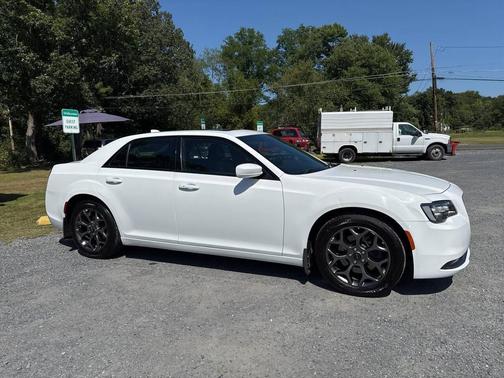 2017 Chrysler 300 S