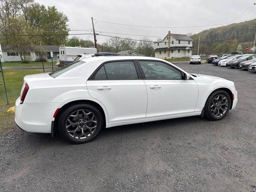 2017 Chrysler 300 S