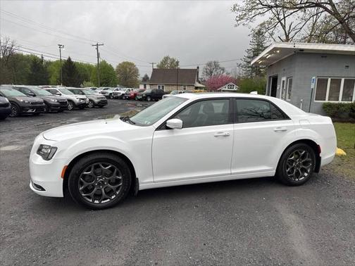 2017 Chrysler 300 S