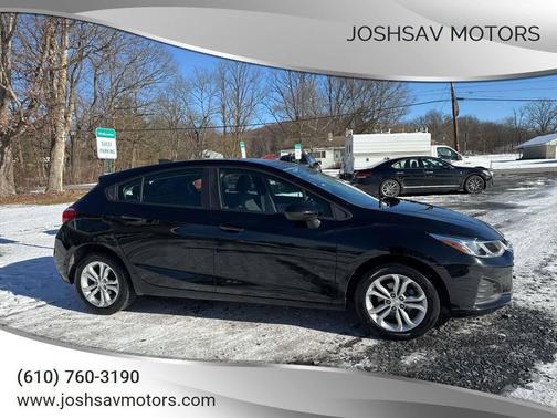 Black 2019 Chevrolet Cruze LS