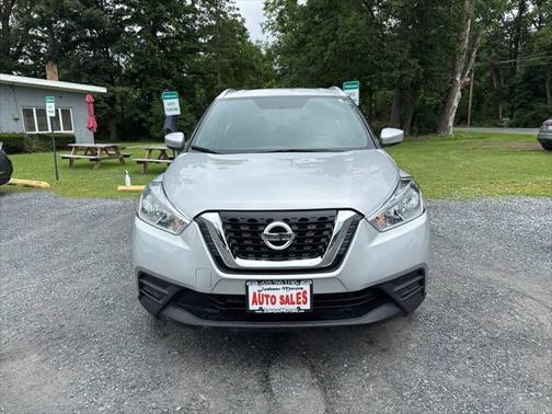 2019 Nissan Kicks SV