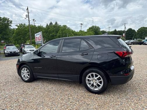 Mosaic Black Metallic 2024 Chevrolet Equinox LS
