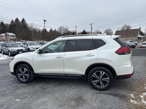 2017 Nissan Rogue SL