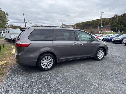 2015 Toyota Sienna XLE Premium