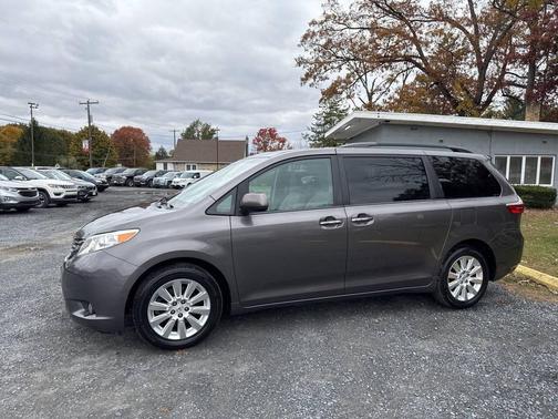 2015 Toyota Sienna XLE Premium