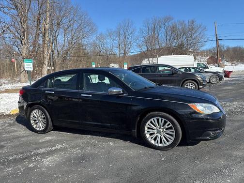 2011 Chrysler 200 Limited