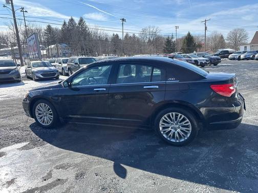 2011 Chrysler 200 Limited