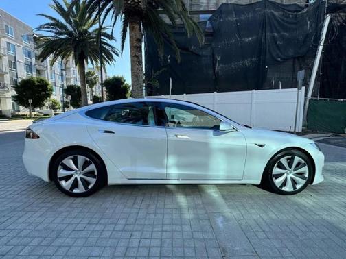 Pearl White Multi 2020 Tesla Model S Long Range Plus